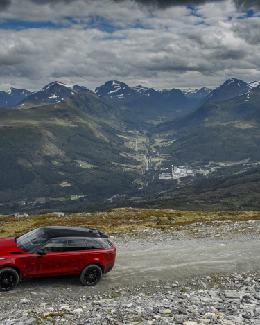 MY18-Velar-Offroad-Norway-13