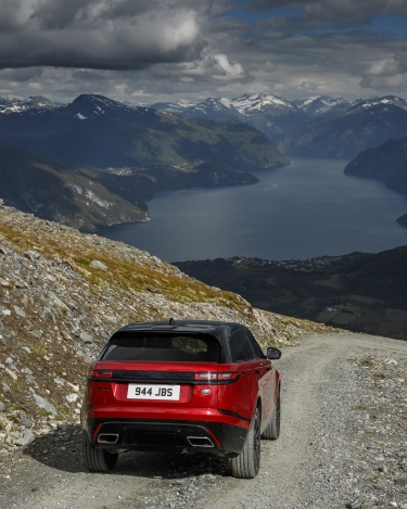 MY18-Velar-Offroad-Norway-16