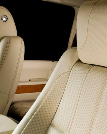 2009_Range_Rover_Autobiography_Interior_5