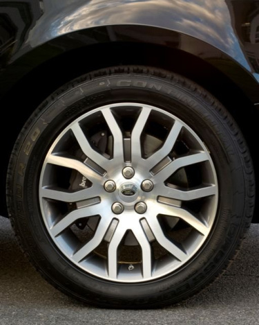 Land Rover 2009 Model Year