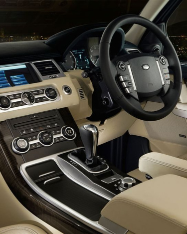 2010_Range_Rover_Sport_013_HR