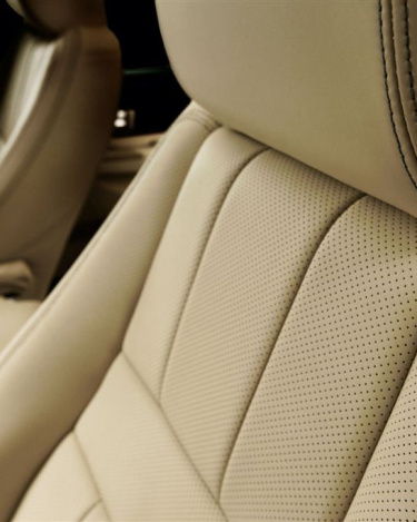 2010_Range_Rover_Sport_014_HR