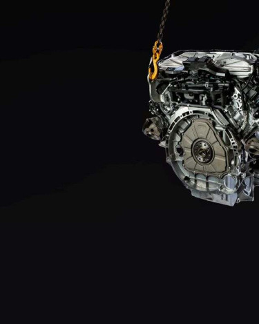 LR_V8_5_0_Supercharged_01_HR_new