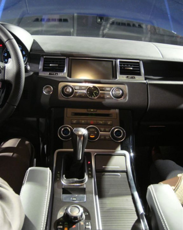 2010_Range_Rover_Sport_12