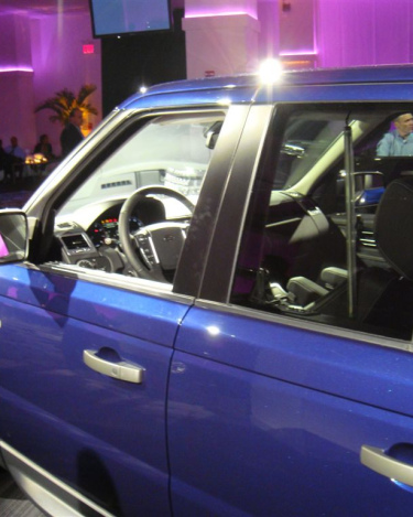 2010_Range_Rover_Sport_41