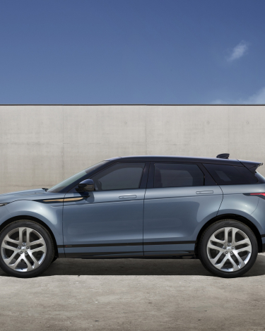2020-Range-Rover-Evoque-in-Studio-6