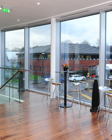 Visitor-Centre-at-Land-Rover-Solihull-13